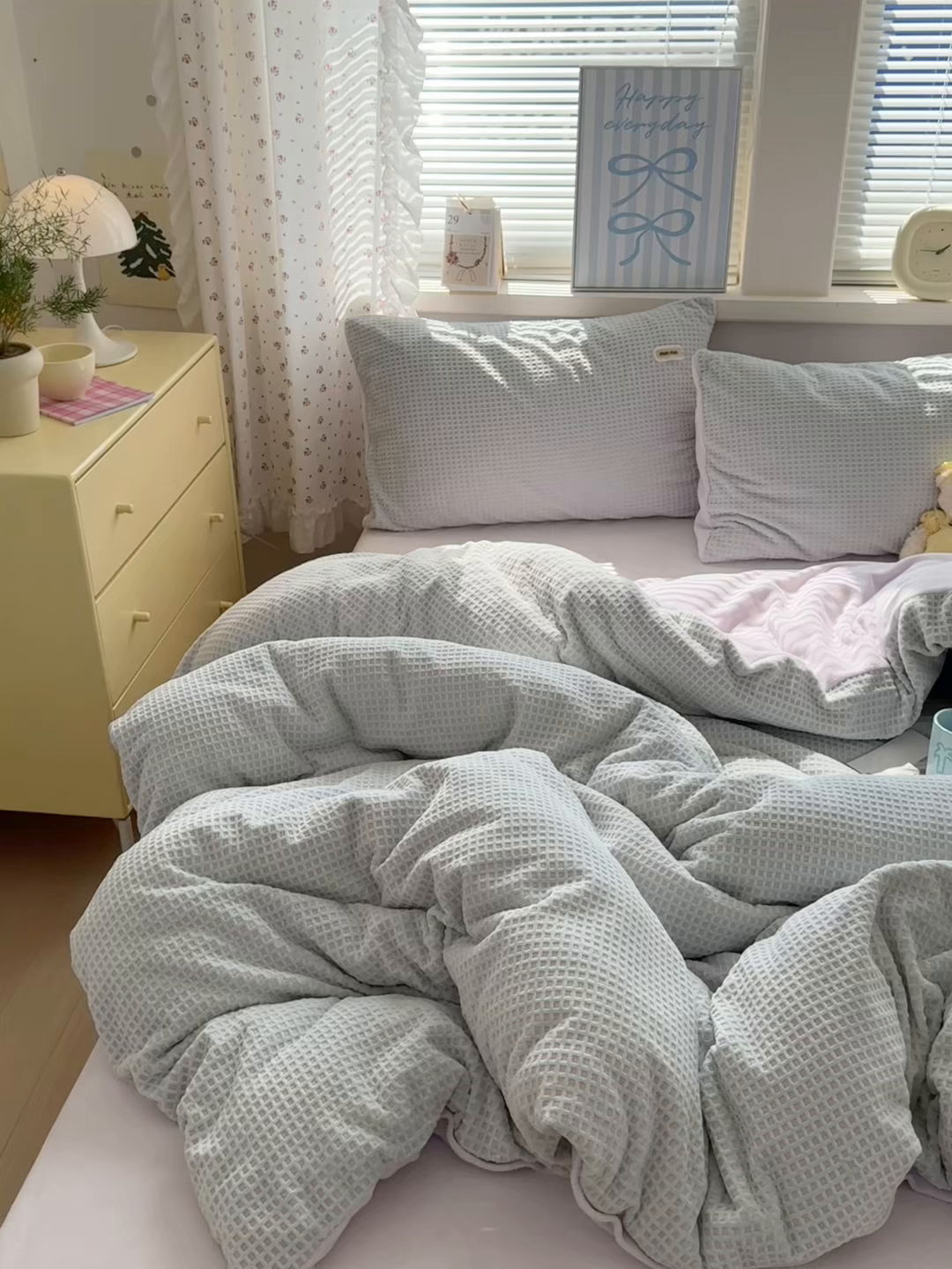 91家纺网 家纺一手货源 找家纺 十里居 2025新款lns奶油双拼华夫格烂花牛奶绒四件套 华夫格系列 华夫格-绿紫