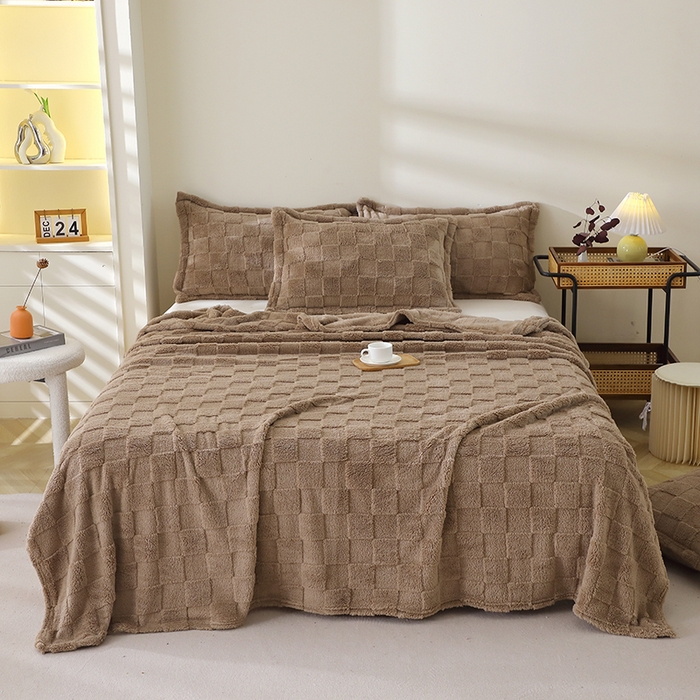 栩裕纺织 2025新款意大利面包格毛毯-卷边款 面包格-咖色