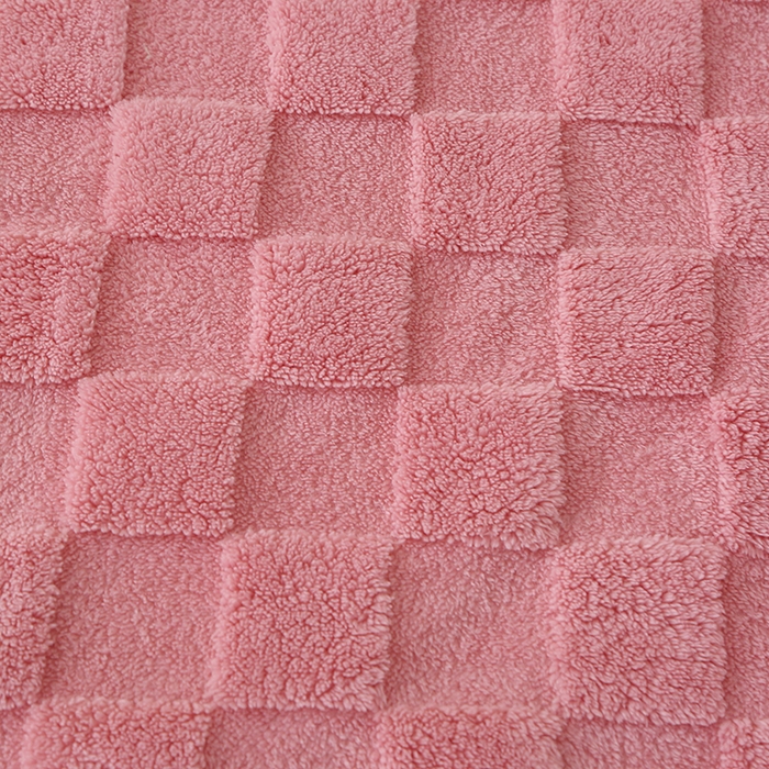91家纺网 家纺一手货源 找家纺 栩裕纺织 2025新款意大利面包格毛毯-卷边款 面包格-玫瑰粉