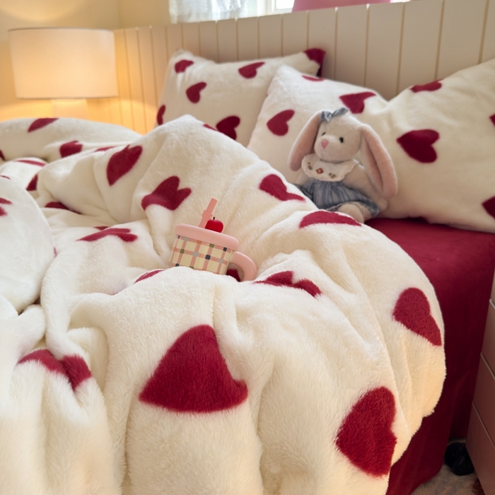 91家纺网 家纺一手货源 找家纺 （总）十里居 2025新款lns爱心系列兔毛牛奶绒四件套 爱心系列