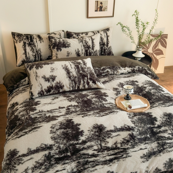 91家纺网 家纺一手货源 找家纺 （总）十里居 2025新款兔毛印花法式轻奢系列牛奶绒四件套