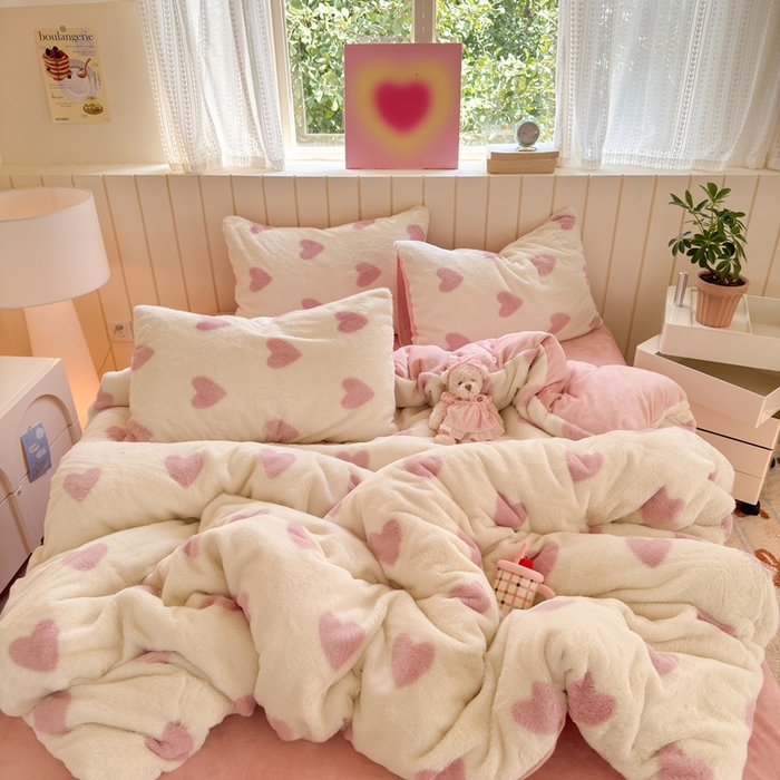 91家纺网 家纺一手货源 找家纺 十里居 2025新款lns爱心系列兔毛牛奶绒四件套 爱心系列 爱心-粉