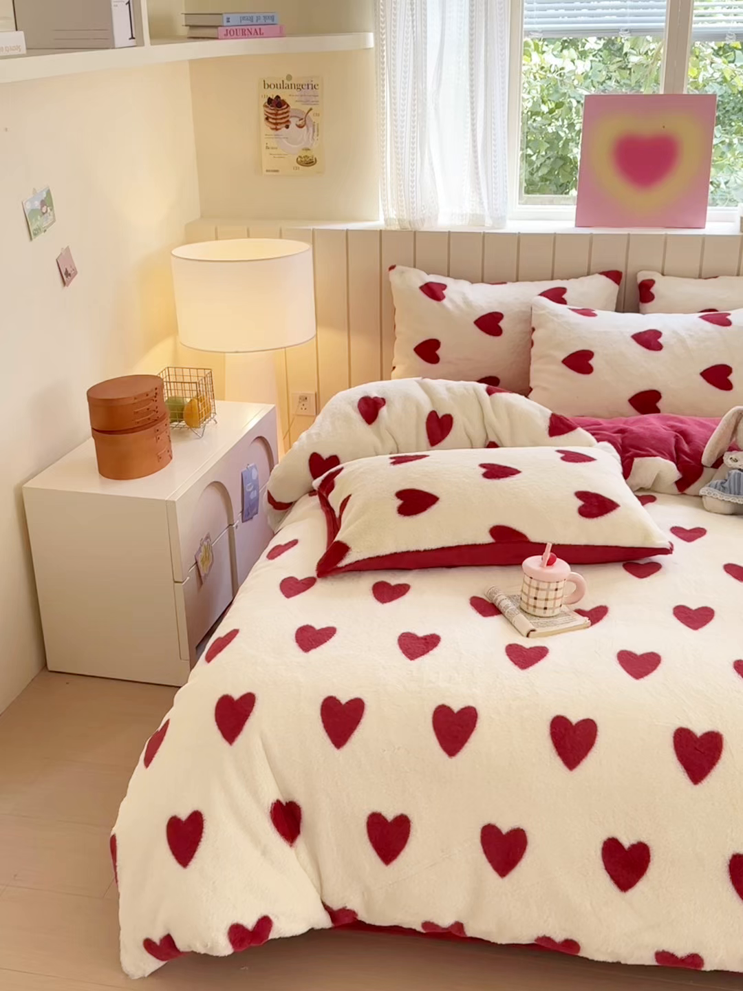 91家纺网 家纺一手货源 找家纺 十里居 2025新款lns爱心系列兔毛牛奶绒四件套 爱心系列 爱心-红