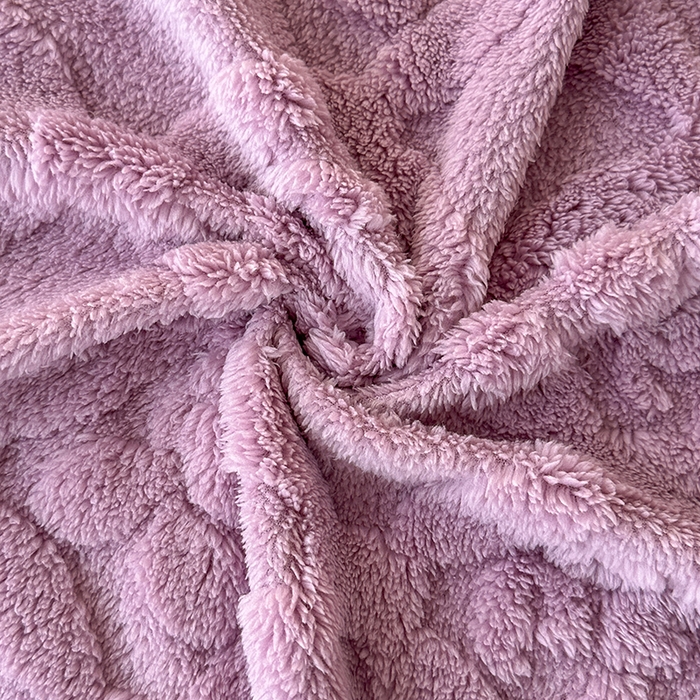 91家纺网 家纺一手货源 找家纺 栩裕纺织 2025新款塔芙绒三叶草提花毛毯-卷边款 莫奈紫