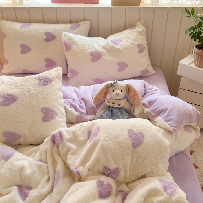 91家纺网 家纺一手货源 找家纺 十里居 2025新款lns爱心系列兔毛牛奶绒四件套 爱心系列 爱心-紫