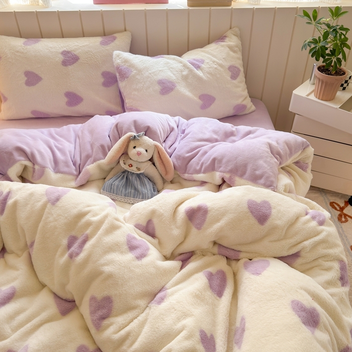 91家纺网 家纺一手货源 找家纺 十里居 2025新款lns爱心系列兔毛牛奶绒四件套 爱心系列 爱心-紫