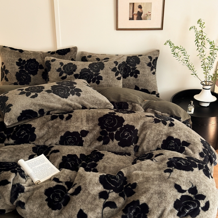 十里居 2025新款兔毛印花法式轻奢系列牛奶绒四件套 玫瑰