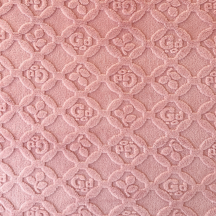 91家纺网 家纺一手货源 找家纺 栩裕纺织 2025新款塔芙绒三叶草提花毛毯-卷边款 樱花粉
