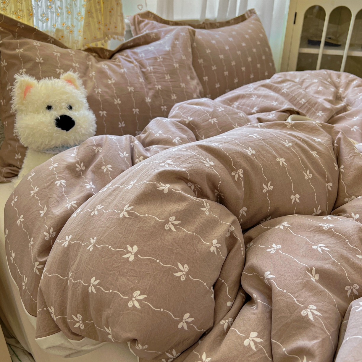 91家纺网 家纺一手货源 找家纺 亨通家纺 2025新款爆款韩国小布袋古法水洗棉云感棉四件套【提供买家秀】 情意结-咖