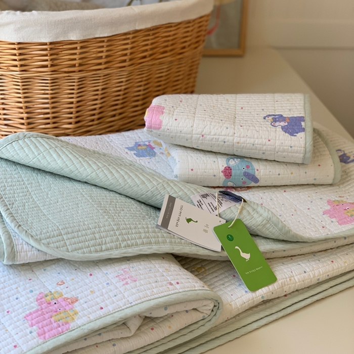 91家纺网 家纺一手货源 找家纺 汇庭 2025新款亲肤舒适全棉纯棉床盖三件套 彩虹小象兰