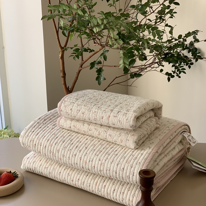 91家纺网 家纺一手货源 找家纺 汇庭 2025新款亲肤舒适全棉纯棉床盖三件套 蝶雅