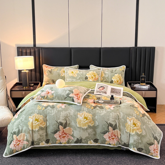 91家纺网 家纺一手货源 找家纺 （总推）诺梵2025新款牛8斤奶绒印花包边四件套