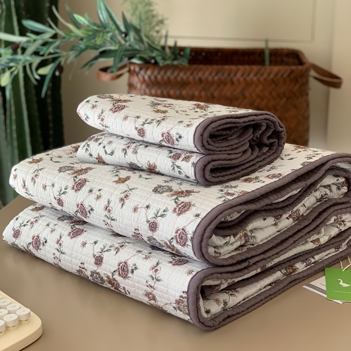 91家纺网 家纺一手货源 找家纺 汇庭 2025新款亲肤舒适全棉纯棉床盖三件套 纳亚紫