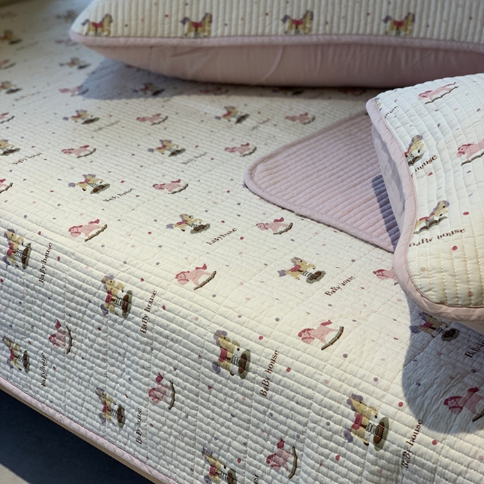 91家纺网 家纺一手货源 找家纺 汇庭 2025新款亲肤舒适全棉纯棉床盖三件套 奇奇小马