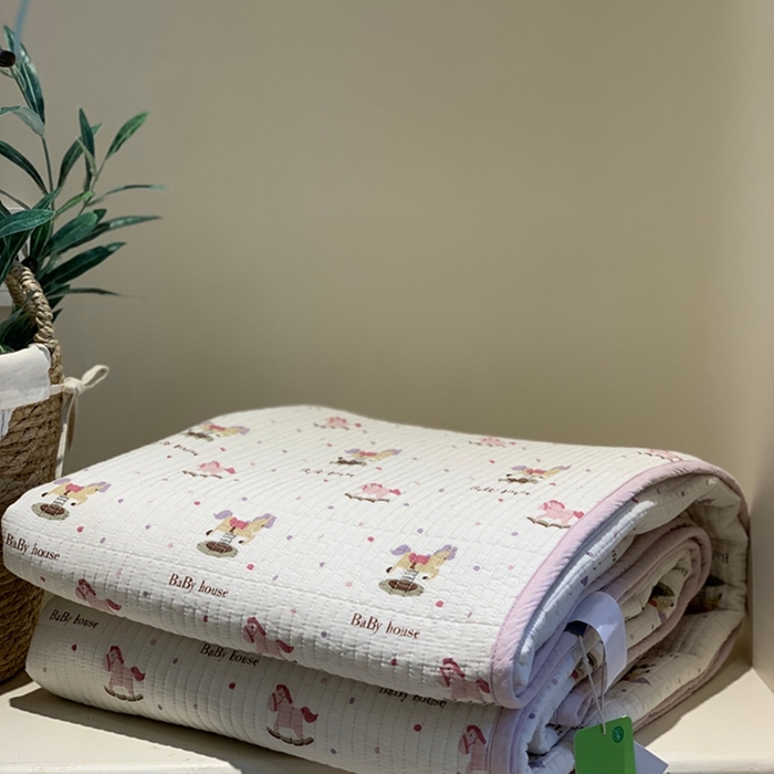 91家纺网 家纺一手货源 找家纺 汇庭 2025新款亲肤舒适全棉纯棉床盖三件套 奇奇小马