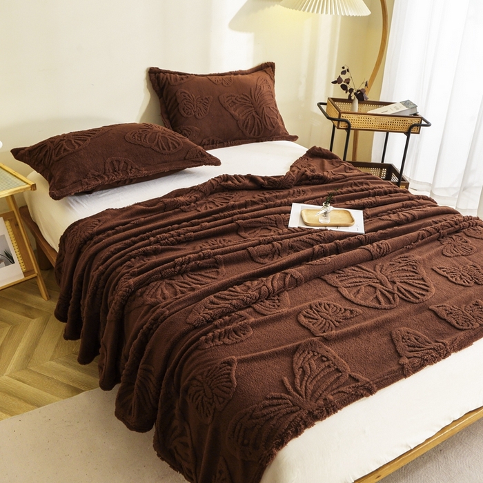 91家纺网 家纺一手货源 找家纺 （总）栩裕纺织 2024新款蝴蝶提花卷边款多功能毛毯