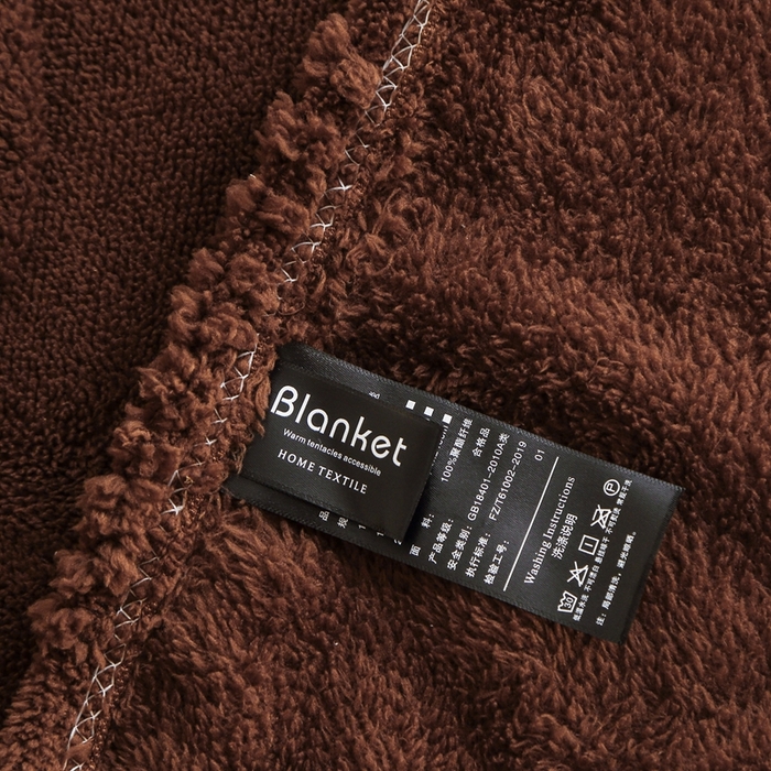 91家纺网 家纺一手货源 找家纺 （总）栩裕纺织 2024新款蝴蝶提花卷边款多功能毛毯