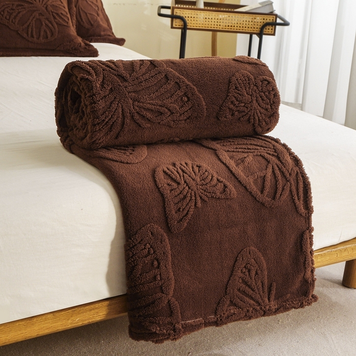 91家纺网 家纺一手货源 找家纺 （总）栩裕纺织 2024新款蝴蝶提花卷边款多功能毛毯