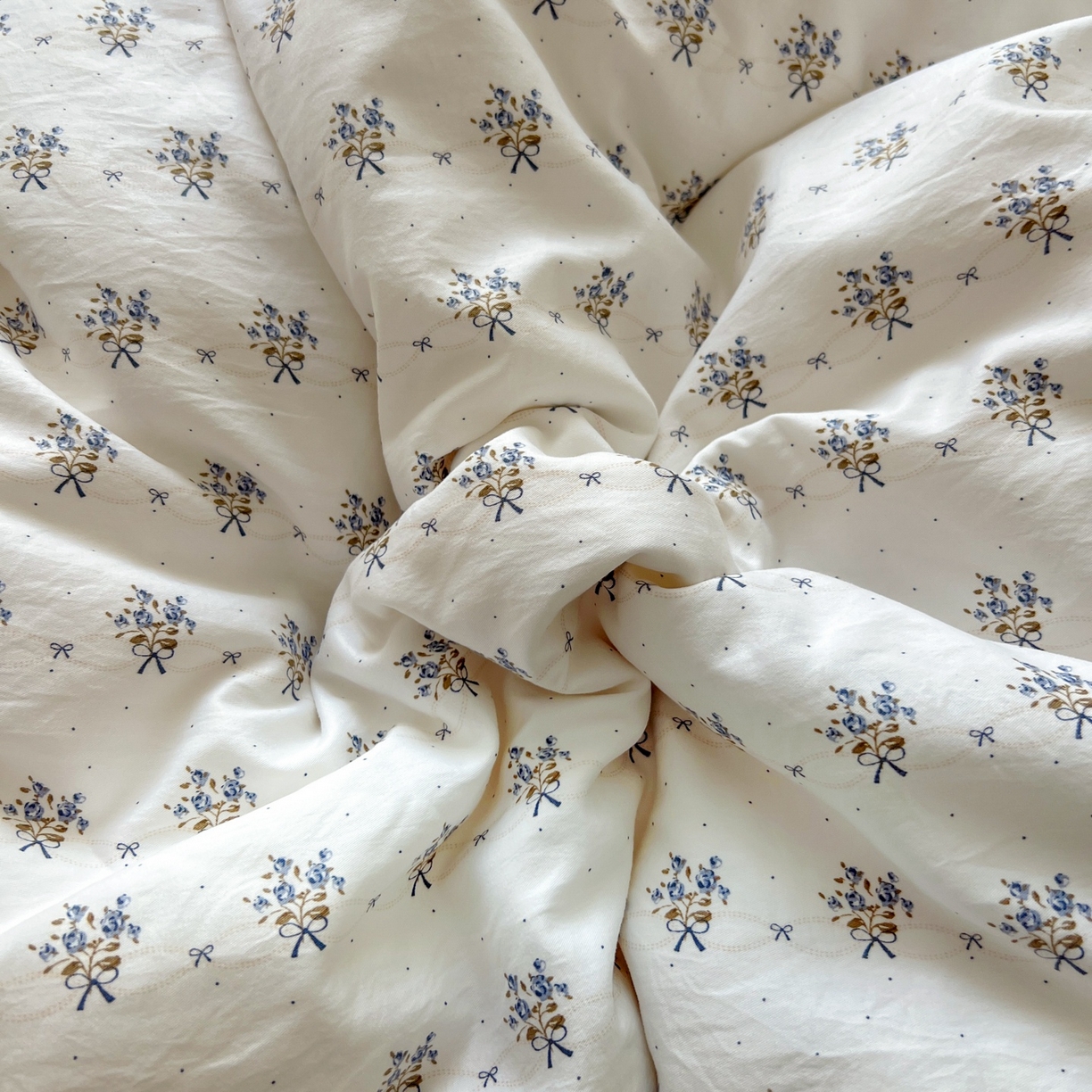 91家纺网 家纺一手货源 找家纺 亨通家纺 2025新款爆款韩国小布袋古法水洗棉云感棉四件套【提供买家秀】 一帘幽梦-米