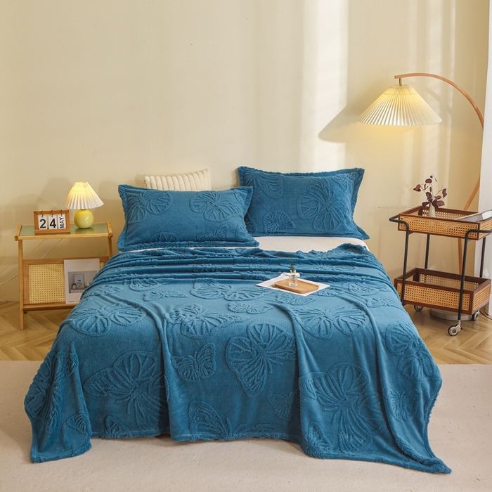 91家纺网 家纺一手货源 找家纺 （总）栩裕纺织 2024新款蝴蝶提花卷边款多功能毛毯