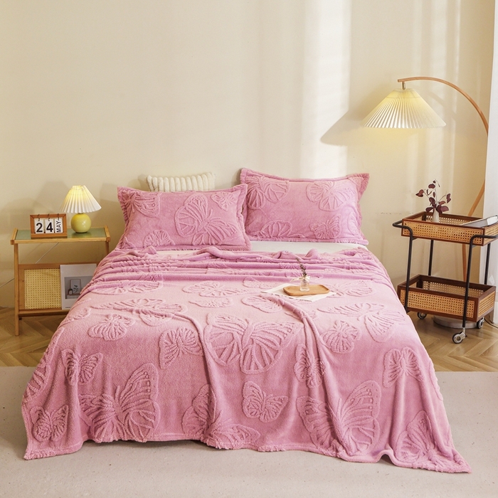 91家纺网 家纺一手货源 找家纺 （总）栩裕纺织 2024新款蝴蝶提花卷边款多功能毛毯