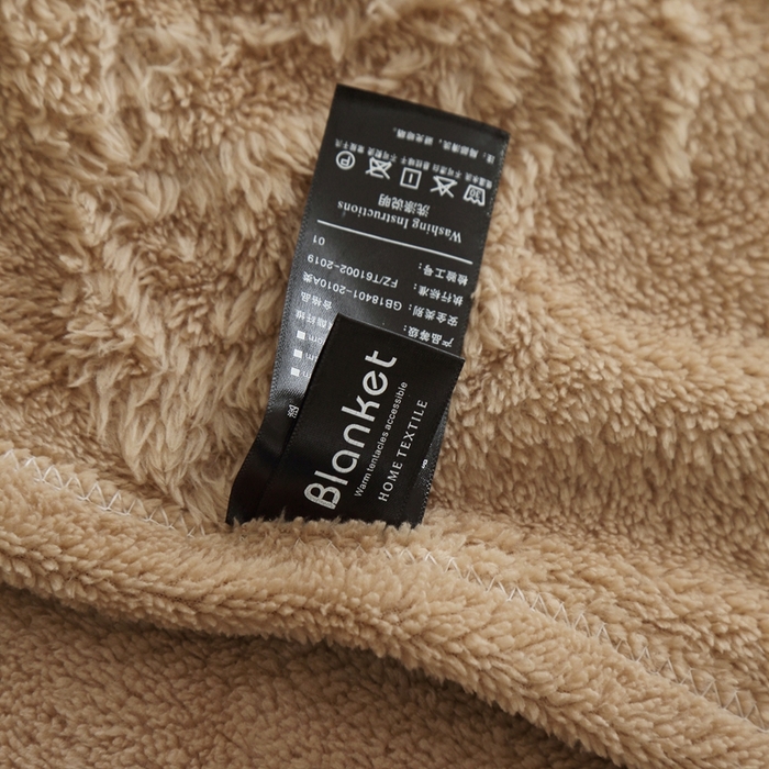 91家纺网 家纺一手货源 找家纺 栩裕纺织 2024新款蝴蝶提花卷边款多功能毛毯 咖色-卷边款