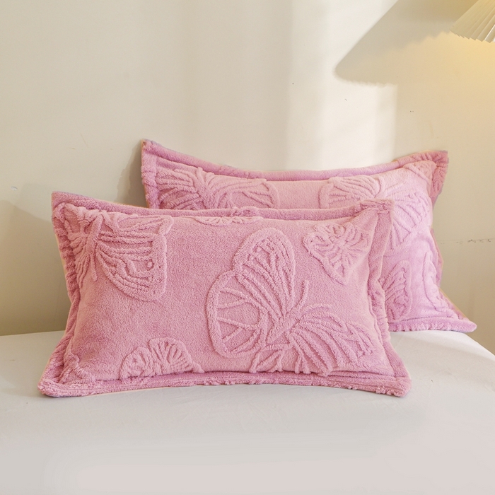 91家纺网 家纺一手货源 找家纺 栩裕纺织 2024新款蝴蝶提花卷边款多功能毛毯 玫瑰粉-卷边款