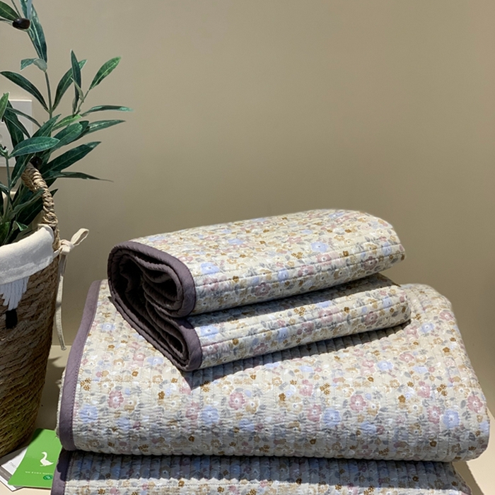 91家纺网 家纺一手货源 找家纺 汇庭 2025新款亲肤舒适全棉纯棉床盖三件套 紫风铃