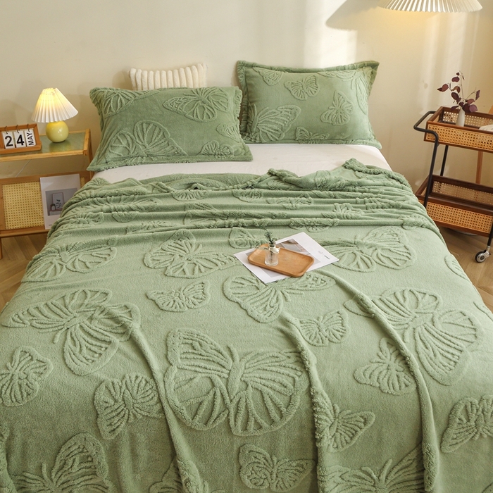 91家纺网 家纺一手货源 找家纺 栩裕纺织 2024新款蝴蝶提花卷边款多功能毛毯 抹茶绿-卷边款