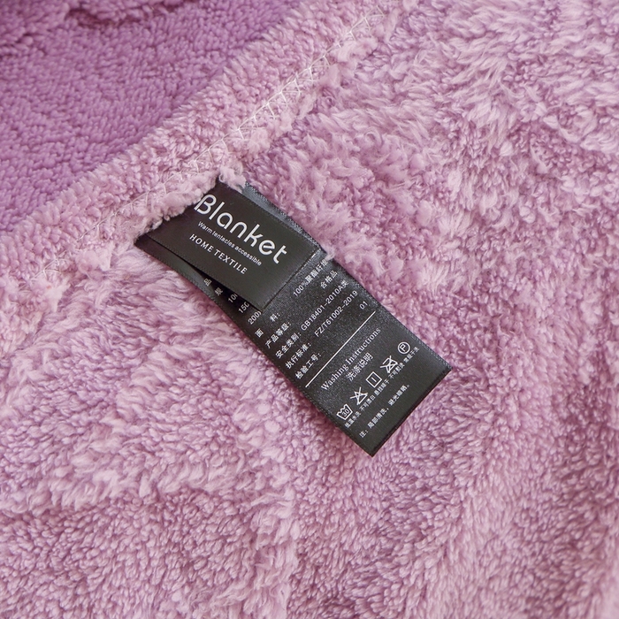 91家纺网 家纺一手货源 找家纺 栩裕纺织 2024新款蝴蝶提花卷边款多功能毛毯 莫奈紫-卷边款