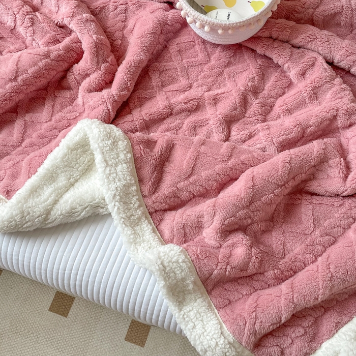 91家纺网 家纺一手货源 找家纺 栩裕纺织2025新款塔夫绒&羊羔绒毛毯家用毯子 塔夫绒-豆沙粉