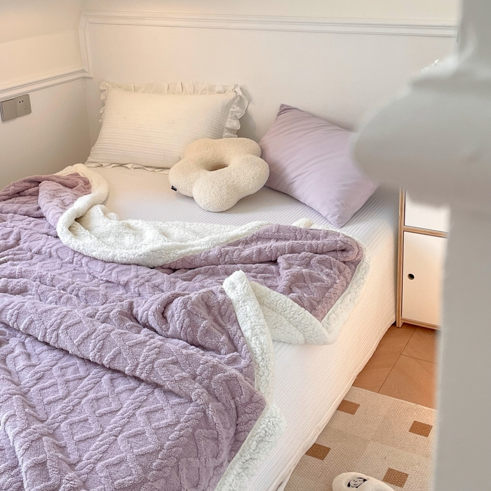 91家纺网 家纺一手货源 找家纺 栩裕纺织2025新款塔夫绒&羊羔绒毛毯家用毯子 塔夫绒-豆沙紫