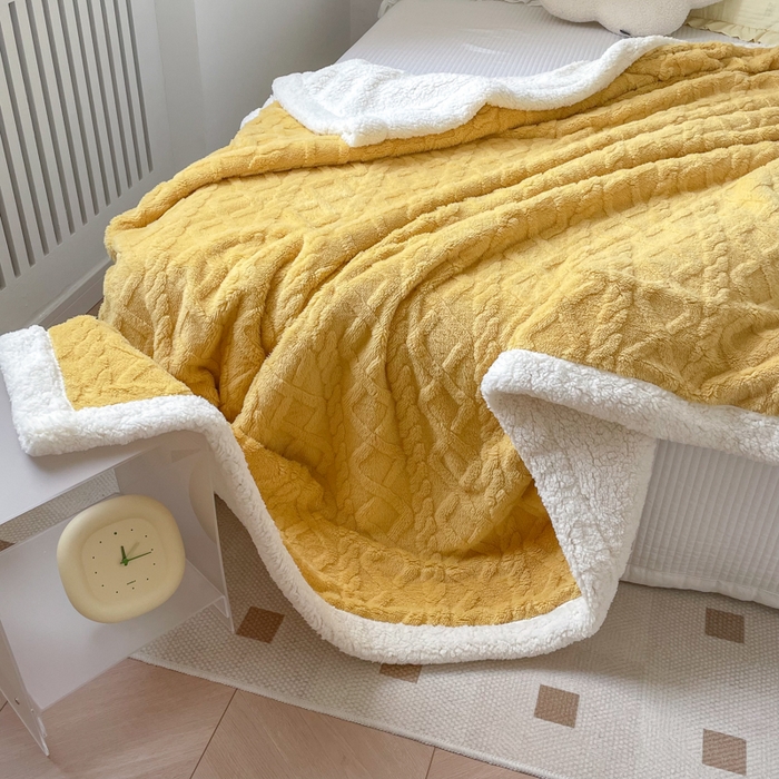 91家纺网 家纺一手货源 找家纺 栩裕纺织2025新款塔夫绒&羊羔绒毛毯家用毯子 塔夫绒-黄