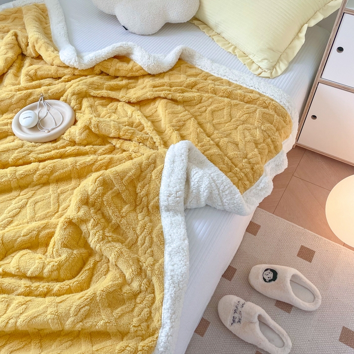 91家纺网 家纺一手货源 找家纺 栩裕纺织2025新款塔夫绒&羊羔绒毛毯家用毯子 塔夫绒-黄