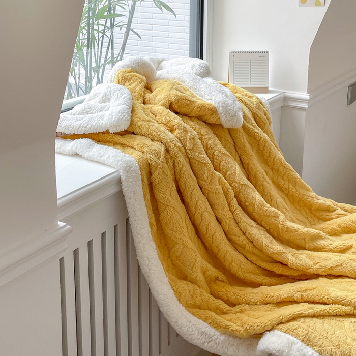 91家纺网 家纺一手货源 找家纺 栩裕纺织2025新款塔夫绒&羊羔绒毛毯家用毯子 塔夫绒-黄