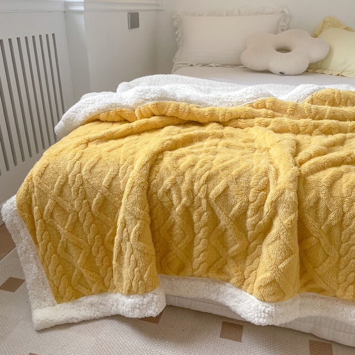 91家纺网 家纺一手货源 找家纺 栩裕纺织2025新款塔夫绒&羊羔绒毛毯家用毯子 塔夫绒-黄