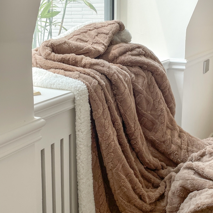 91家纺网 家纺一手货源 找家纺 栩裕纺织2025新款塔夫绒&羊羔绒毛毯家用毯子 塔夫绒-咖