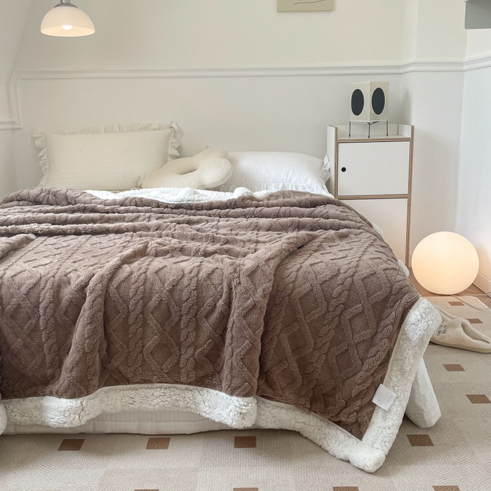 91家纺网 家纺一手货源 找家纺 栩裕纺织2025新款塔夫绒&羊羔绒毛毯家用毯子 塔夫绒-咖