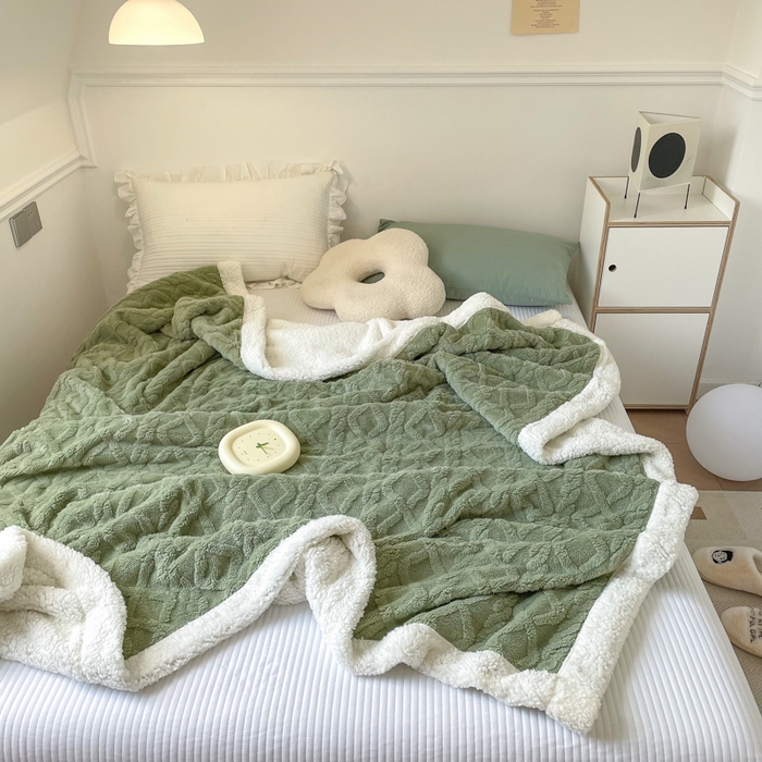 91家纺网 家纺一手货源 找家纺 栩裕纺织2025新款塔夫绒&羊羔绒毛毯家用毯子 塔夫绒-抹茶绿