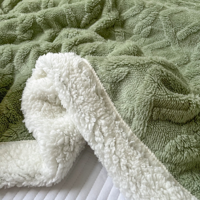 91家纺网 家纺一手货源 找家纺 栩裕纺织2025新款塔夫绒&羊羔绒毛毯家用毯子 塔夫绒-抹茶绿