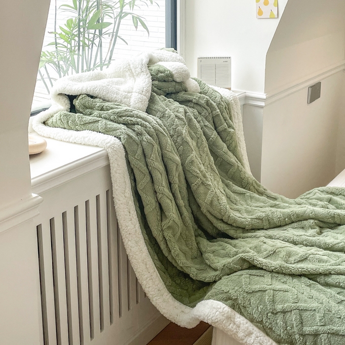 91家纺网 家纺一手货源 找家纺 栩裕纺织2025新款塔夫绒&羊羔绒毛毯家用毯子 塔夫绒-抹茶绿