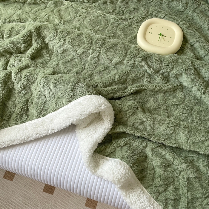 91家纺网 家纺一手货源 找家纺 栩裕纺织2025新款塔夫绒&羊羔绒毛毯家用毯子 塔夫绒-抹茶绿