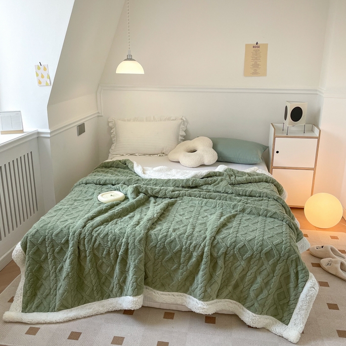 91家纺网 家纺一手货源 找家纺 栩裕纺织2025新款塔夫绒&羊羔绒毛毯家用毯子 塔夫绒-抹茶绿