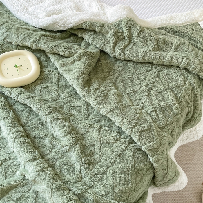 91家纺网 家纺一手货源 找家纺 栩裕纺织2025新款塔夫绒&羊羔绒毛毯家用毯子 塔夫绒-抹茶绿
