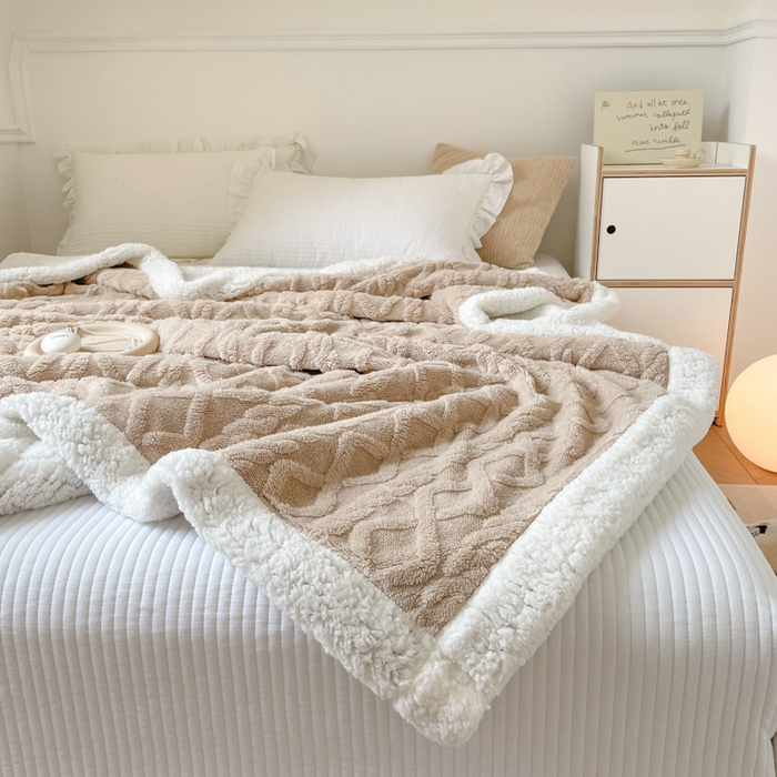 91家纺网 家纺一手货源 找家纺 栩裕纺织2025新款塔夫绒&羊羔绒毛毯家用毯子 塔夫绒-浅咖