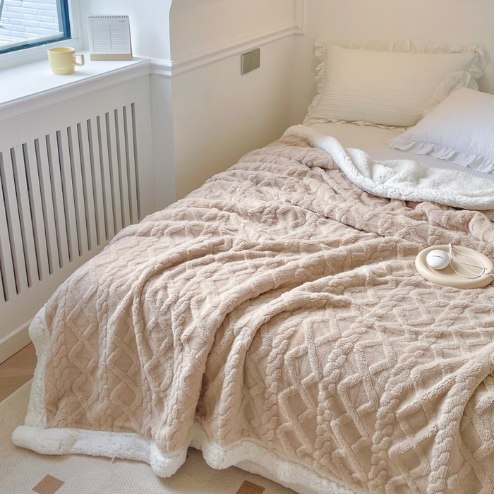 91家纺网 家纺一手货源 找家纺 栩裕纺织2025新款塔夫绒&羊羔绒毛毯家用毯子 塔夫绒-浅咖