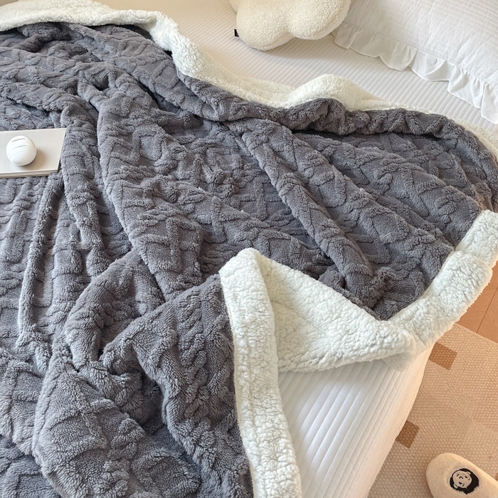 91家纺网 家纺一手货源 找家纺 栩裕纺织2025新款塔夫绒&羊羔绒毛毯家用毯子 塔夫绒-绅士灰