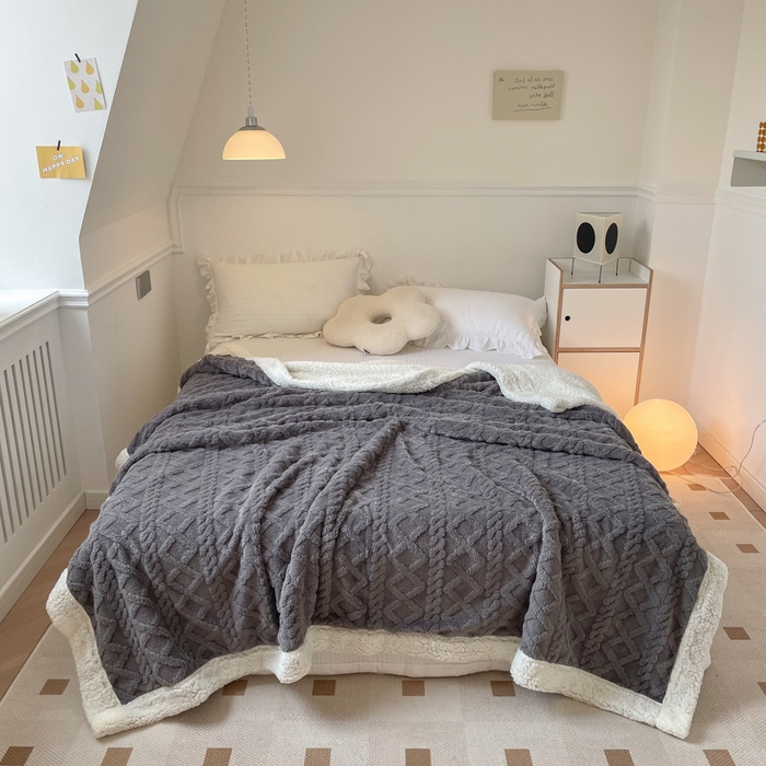 91家纺网 家纺一手货源 找家纺 栩裕纺织2025新款塔夫绒&羊羔绒毛毯家用毯子 塔夫绒-绅士灰