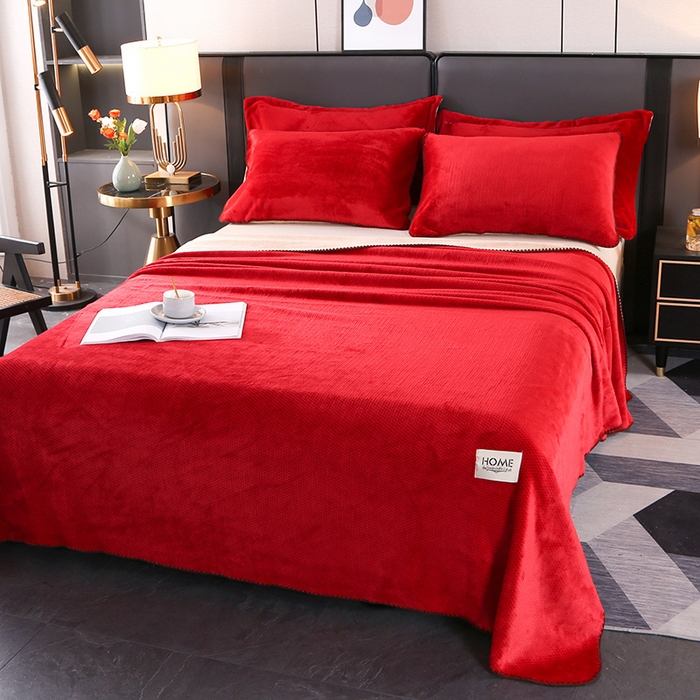 91家纺网 家纺一手货源 找家纺 栩裕纺织 2025新款锦绒提花牛奶绒毛毯法兰绒毯子 红色