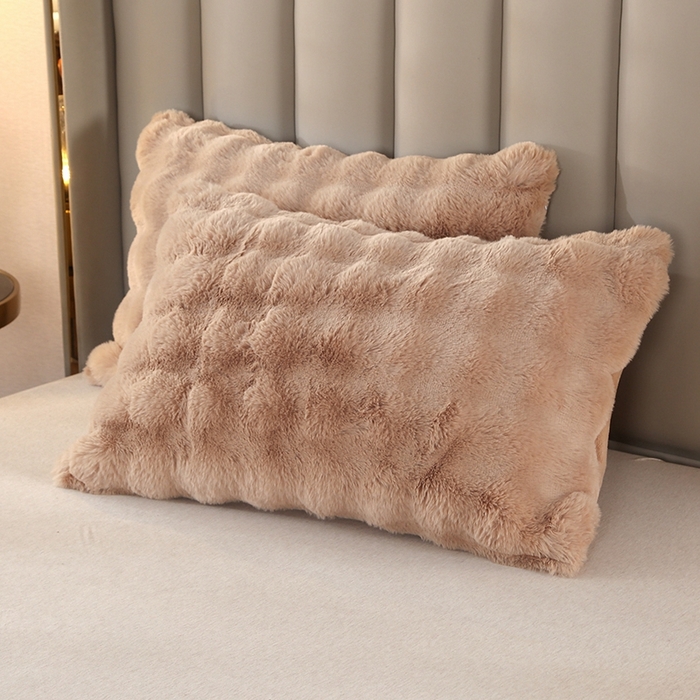 91家纺网 家纺一手货源 找家纺 栩裕纺织 2025新款纯色托斯卡纳兔毛大泡泡绒毛毯 咖色